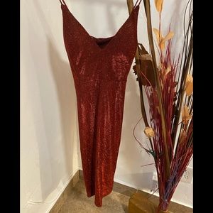 Evening dress, sparkling.